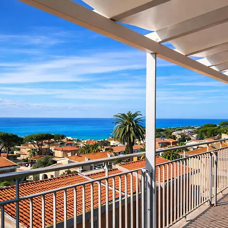 Due Passi Dal Cielo - Con Piscina Condominiale 1-6 Al 30-8 شقة